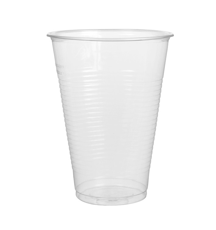 Plastikbechern